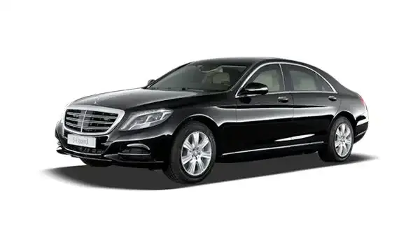 LV Cabs Executive Saloon taxi – premium 4 seater with space for 2 bags, ideal for business and luxury travel.